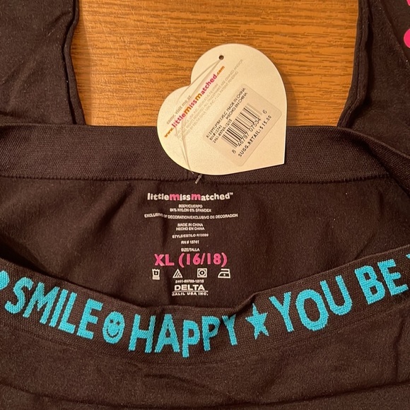 𝅺Two pair of little miss matched leggings. - Picture 10 of 11